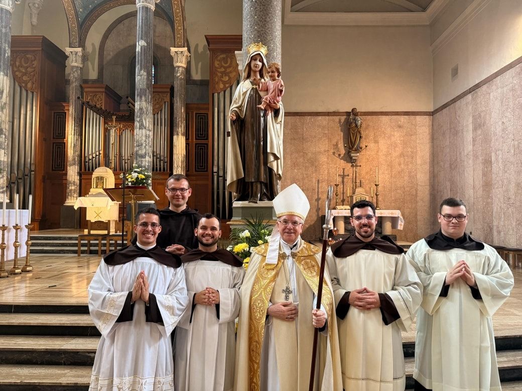 Bracia klerycy na kursie językowym w Irlandii