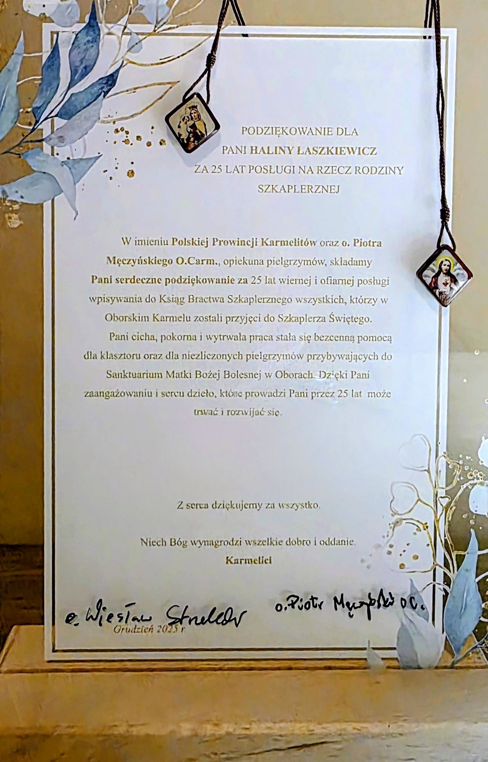 Podziękowanie Pani Halinie Łaszkiewicz za 25 lat posługi dla Rodziny Szkaplerznej w Oborach